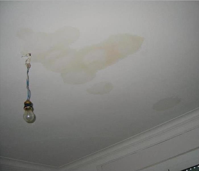 yellow water stain on ceiling